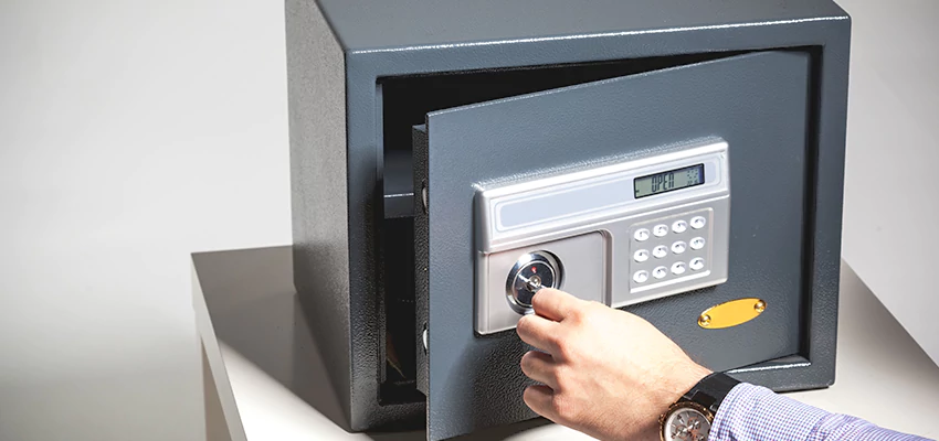Jewelry Safe Unlocking Service in El Granada, California