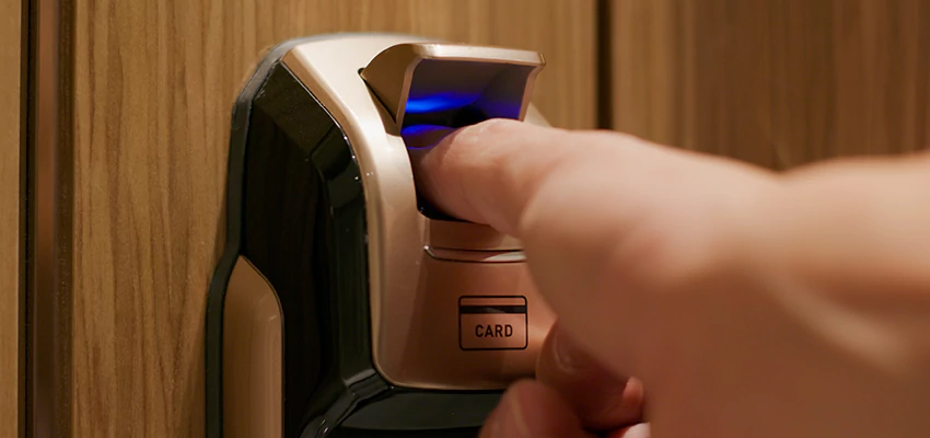 Locksmith Company For Window Lock Installation in El Granada, California